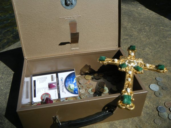 The Lost Cross Cache: Cache 11 of The Buried Treasure Caches of TreasureMan: Valued at Over $20,000
