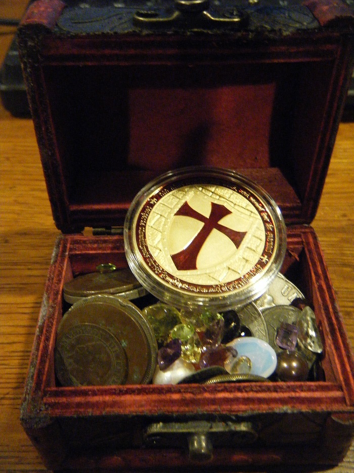 Win a Mini Treasure Cache of Old Shipwreck Coins and Jewels in MW’s September GiveAway